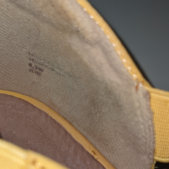 Earth Gemini Slip-on Wedge Sandals Yellow Leather Size 8.5 - Picture 6 of 10